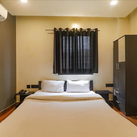 Fabexpress Lemon Grass Hotel Varanasi Eksteriør billede