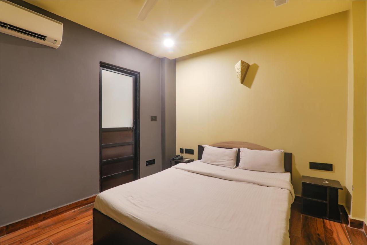 Fabexpress Lemon Grass Hotel Varanasi Eksteriør billede