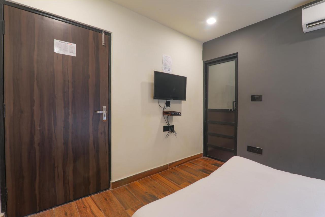 Fabexpress Lemon Grass Hotel Varanasi Eksteriør billede