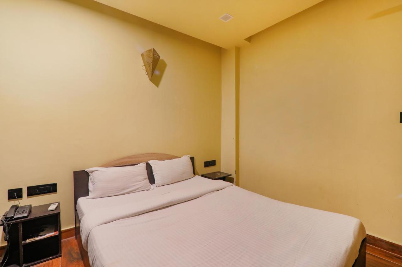 Fabexpress Lemon Grass Hotel Varanasi Eksteriør billede
